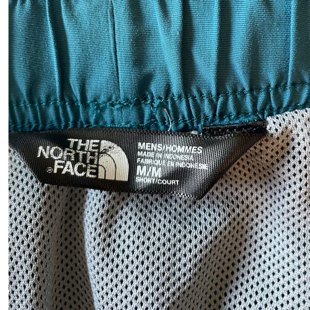 The North Face Class V Belted Shorts 8" Sz M Teal Pockets Swim Hiking Outdoors - Picture 3 of 12